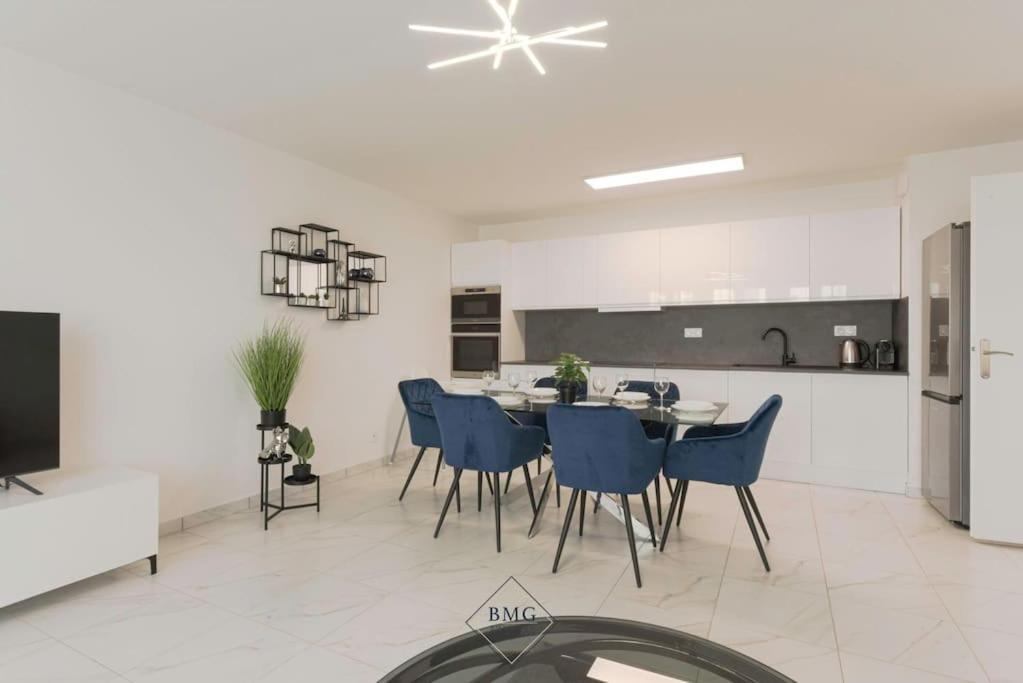 Faubourg Appartement Disneyland Bmyguest Serris Exterior photo